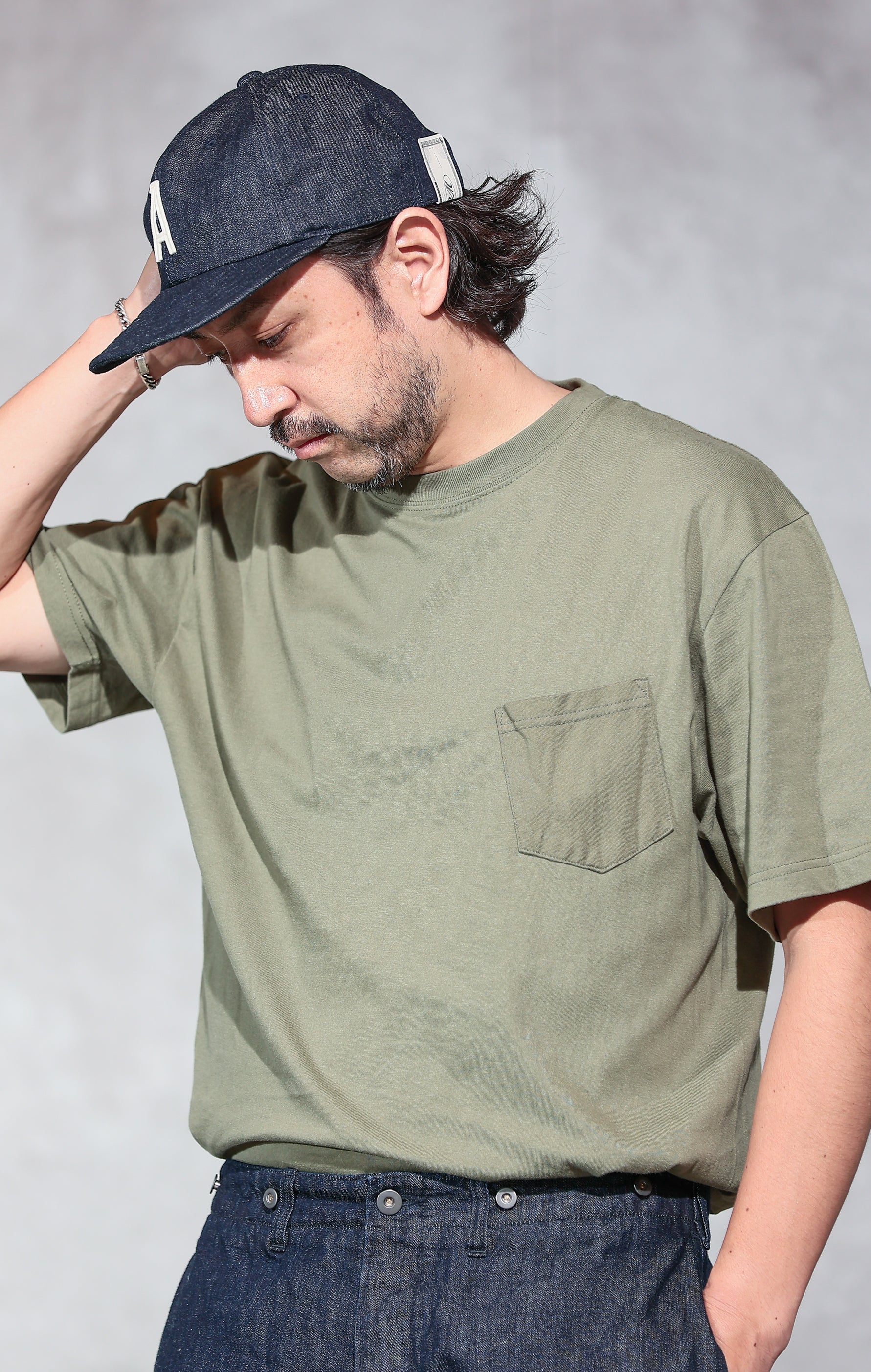 ACV-CS01 SLANTING POCKET TEE - Image 9